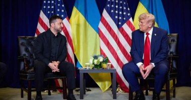 Trump 'dramatically' changes tune on Ukraine but experts caution Putin is still waiting for action