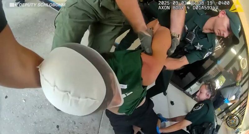 VIDEO: Knife-wielding man causes $20,000 in damages at Florida liquor store