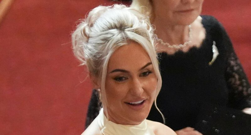 Viral glamorous golfer turns heads at Trump's state banquet