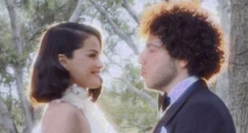 What Taylor Swift at Selena Gomez's wedding that made her cry
