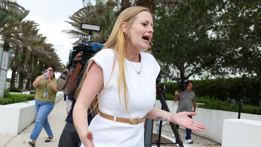 Would-be Trump assassin's daughter loses it outside court