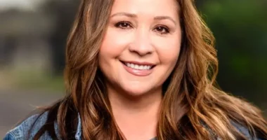 Adelita Grijalva Age, Husband, Children, Family, Wikipedia |