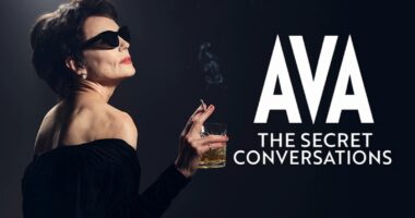 'Ava: The Secret Conversations' tells story of life of actress Ava Gardner on stage of Studebaker Theater in Chicago Loop