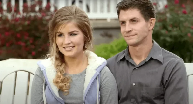 'Bringing Up Bates' Star Erin Paine In ICU After Suffering 'Severe Seizure' Days After Giving Birth