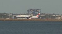 A﻿ British Airways plane has made an emergency landing at Sydney Airport. Singapore-bound flight BAW16 had taken ﻿off from Sydney just after 3pm shortly before the pilot issued a mayday and the flight was seen circling around the city.