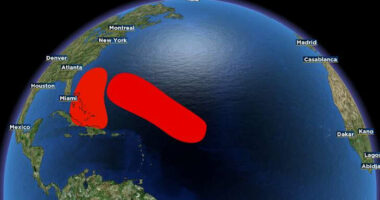 COMPUTER MODELS, SATELLITE: Tropics heat up as Invest 94L threatens to flirt with Florida