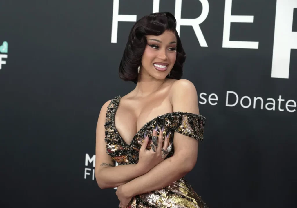 Cardi B Issued a Warning to Anyone Who Sues Her in the Future