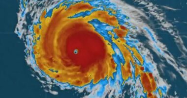 Carolinas prepare for storms to bring rain and flooding