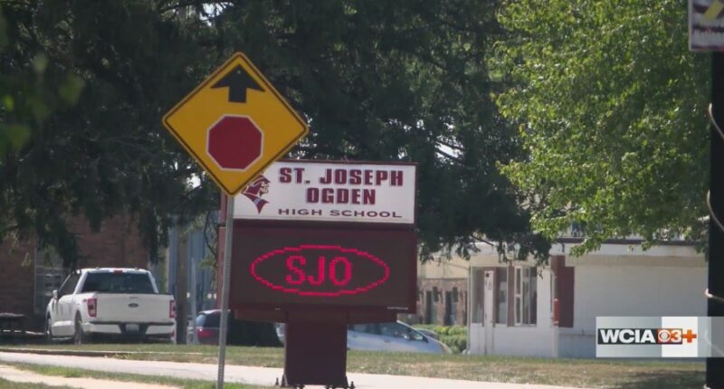 Champaign Co. high school dealing with 'nuisance' mold