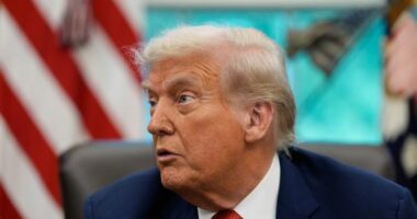Conservative leaders urge Trump to let health care tax credits expire