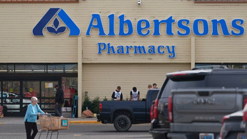 Deli items sold at multiple grocery stores recalled over listeria risk