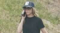 Denise Richards moves furniture and dogs out of Calabasas rental home