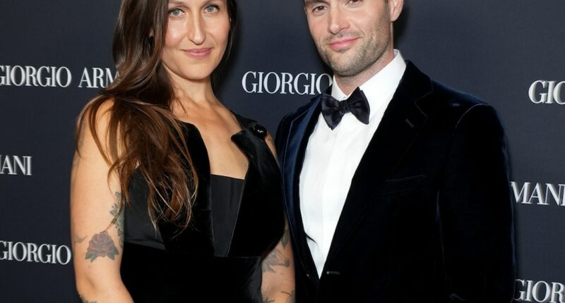 Domino Kirke Gives Birth, Welcomes Twins With Penn Badgley