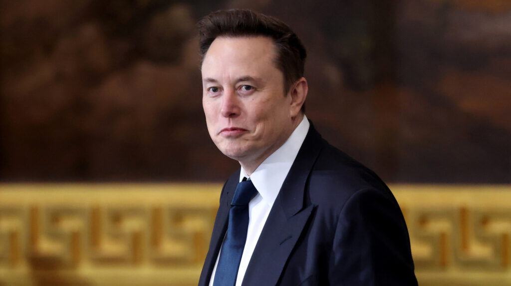 Elon Musk Went Full Drama Queen On Trump In Desperate Move To Get Back Together