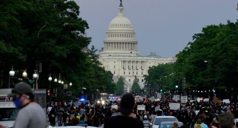 FBI fires agents for kneeling at 2020 protest