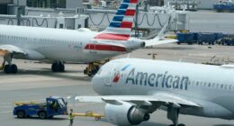 Flight crew duct tapes woman to seat on Las Vegas flight