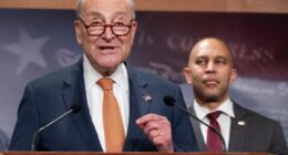 Government shutdown looms as White House, lawmakers meet