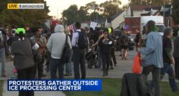 ICE Chicago Operation Midway Blitz: Protesters gather at Broadview ICE facility Friday; SW Side tamale vendor held at facility
