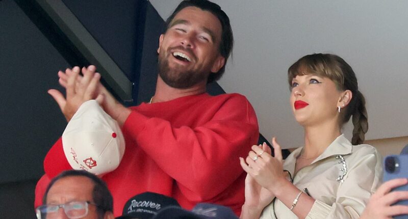 Insider reveals Taylor Swift in talks to play Super Bowl halftime show