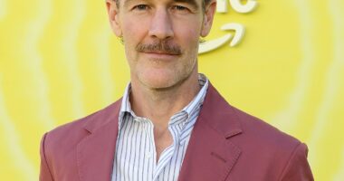 James Van Der Beek Makes Surprise Appearance at Dawson's Creek Reunion