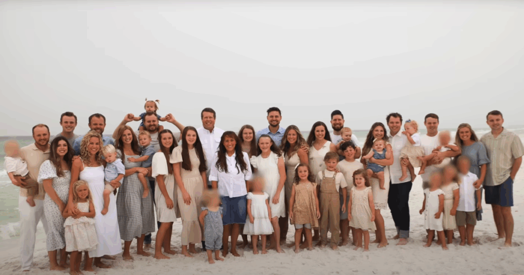 Jana Duggar Shares Rare Look at Reunion With Over 40 Family Members