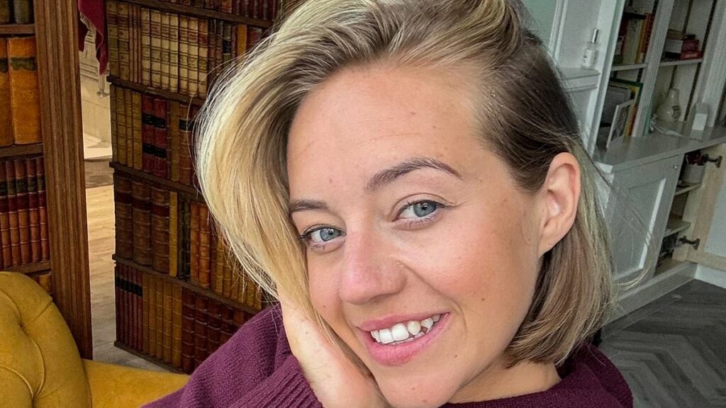 Kelsey Parker reveals painting in memory of her stillborn baby Phoenix