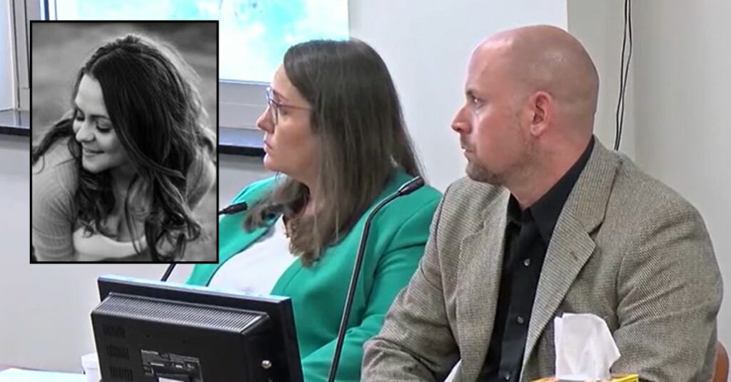 Man shot woman with an AR-15 in front of her daughters