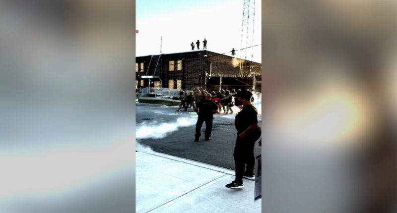 Members of Congress to speak outside Broadview detention center after Franklin Park ICE shooting kills Silverio Villegas-Gonzalez