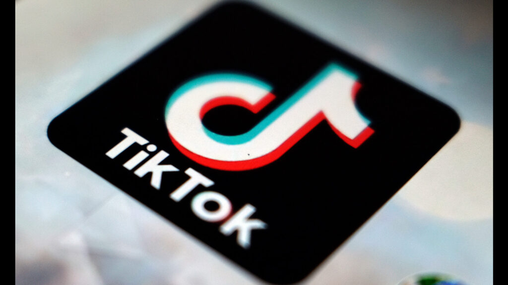 Oracle will manage TikTok's algorithm for US users under Trump administration deal