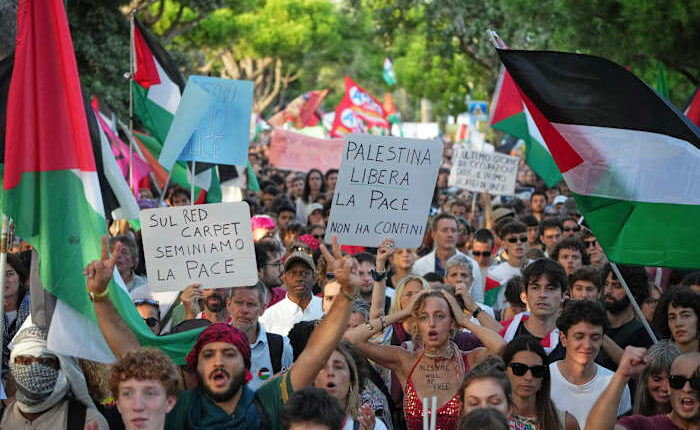 Pledge to boycott Israeli film institutions draws signatures of top Hollywood actors and directors