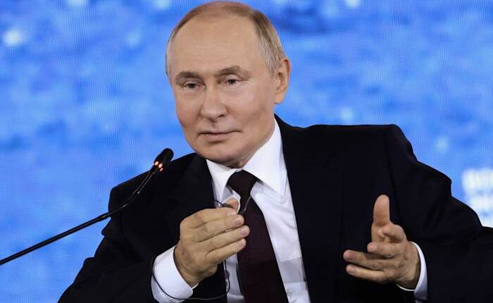 Putin says foreign troops deployed to Ukraine before any peace deal would be 'legitimate targets'
