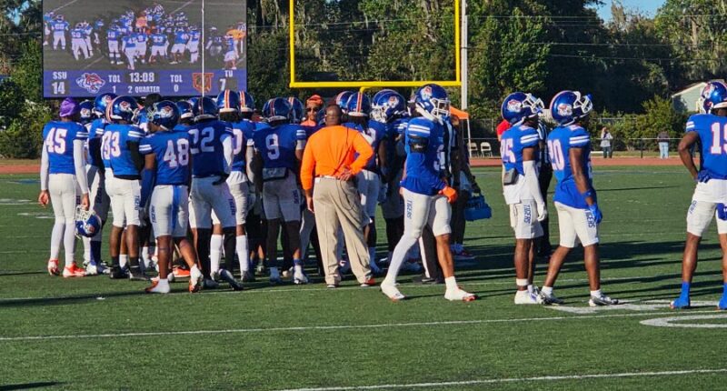 SSU football sticking with Walker at QB