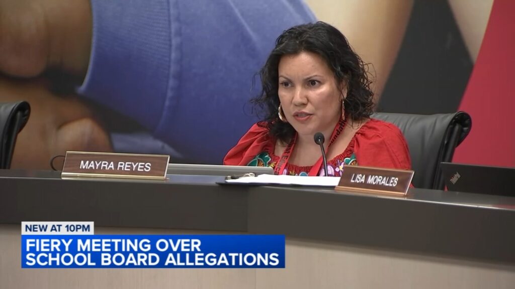 Some seek East Aurora School District 131 Board member Mayra Reyes' resignation over alleged racially insensitive comments