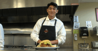 Storm Lake high schoolers operate their own restaurant in real-world experience