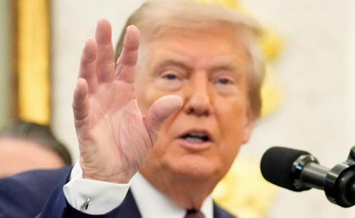 The Latest: New Polish president endorsed by Trump visits White House