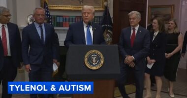 Trump Tylenol autism announcement today: Lurie Children's Hospital doctor worries about confusion over administration's statement