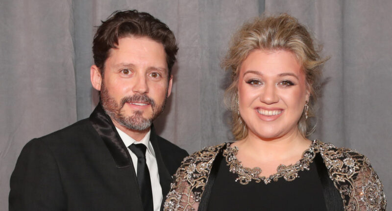 What We Know About Kelly Clarkson's Kids After Brandon Blackstock's Death