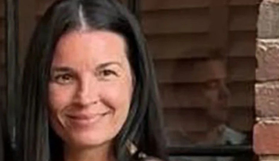 ‘Who took her?’: Indiana Mother Missing After Suspicious House Fire, Purse and Car Left Behind