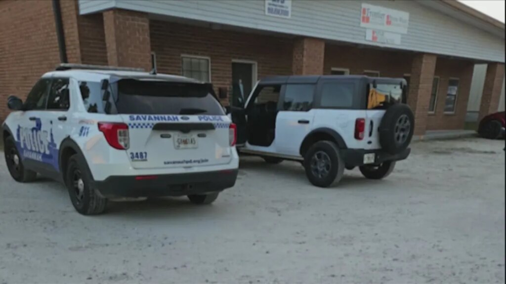 'Blessed to be here': Man describes close encounter with armed bank robber