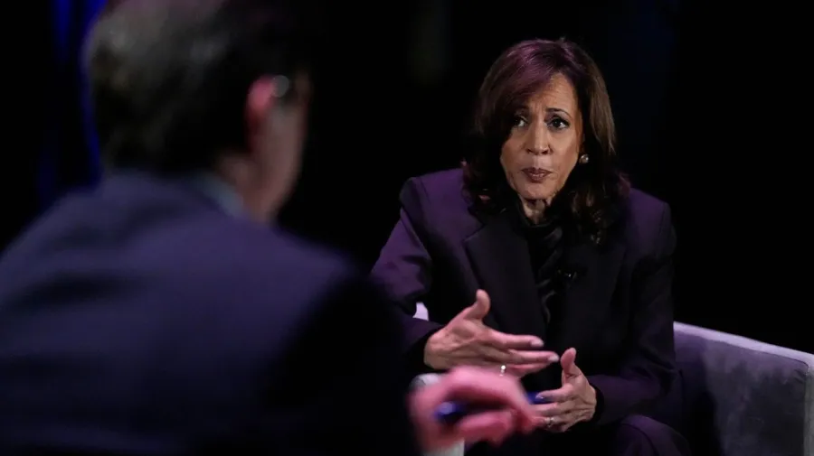 Harris: Democrats are ‘doing the right thing’ with shutdown stalemate