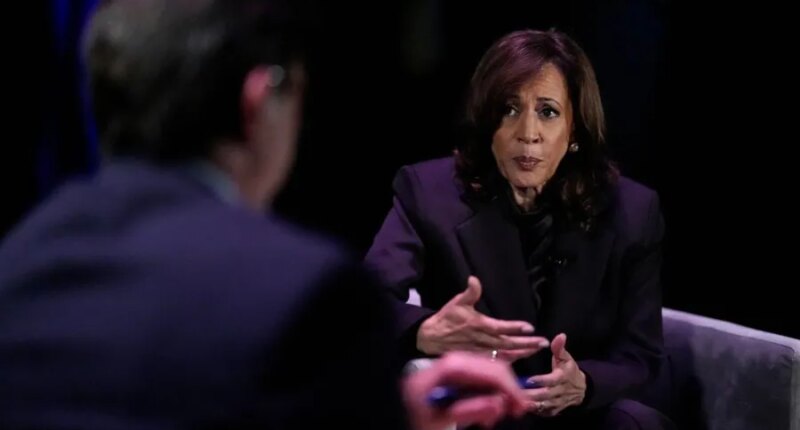 Harris: Democrats are ‘doing the right thing’ with shutdown stalemate