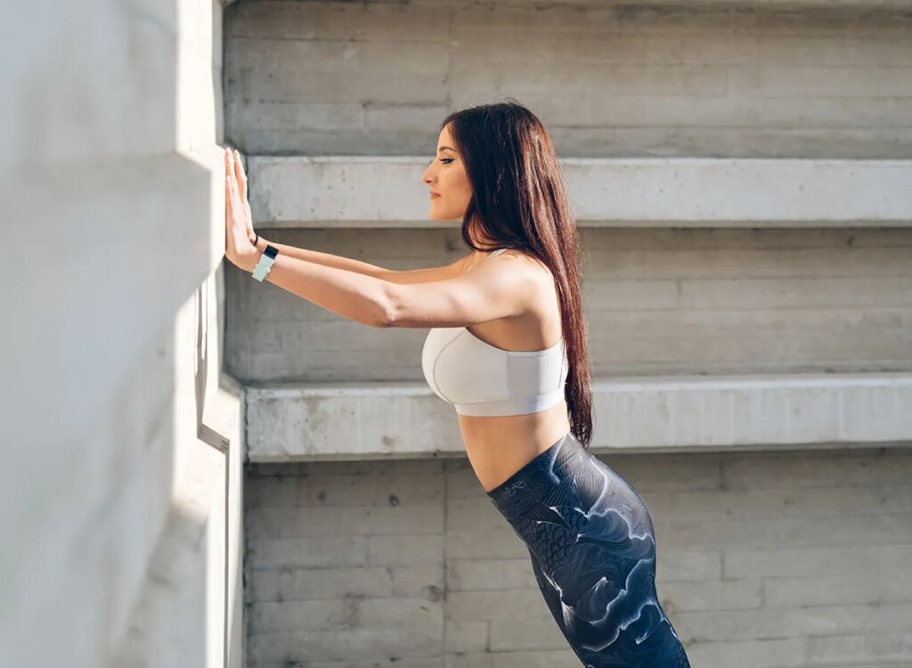 This 8-Minute Morning Bodyweight Routine Builds More Strength Than 30 Minutes at the Gym After 50