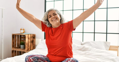 4 Bed Exercises That Flatten Your Lower Belly Faster Than Crunches After 60