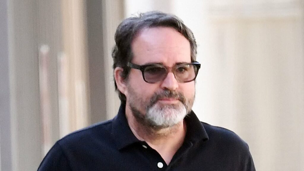 80s heartthrob who starred with Sandra Bullock looks unrecognizable