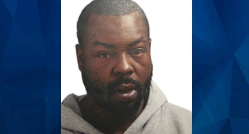 BOLO: Police Seek Tips on Illinois Man Accused of Abducting 4 Children