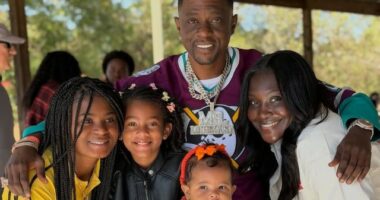 BOOSIE AND HIS DAUGHTERS ENJOY A FUN DAY AT THE PUMPKIN PATCH