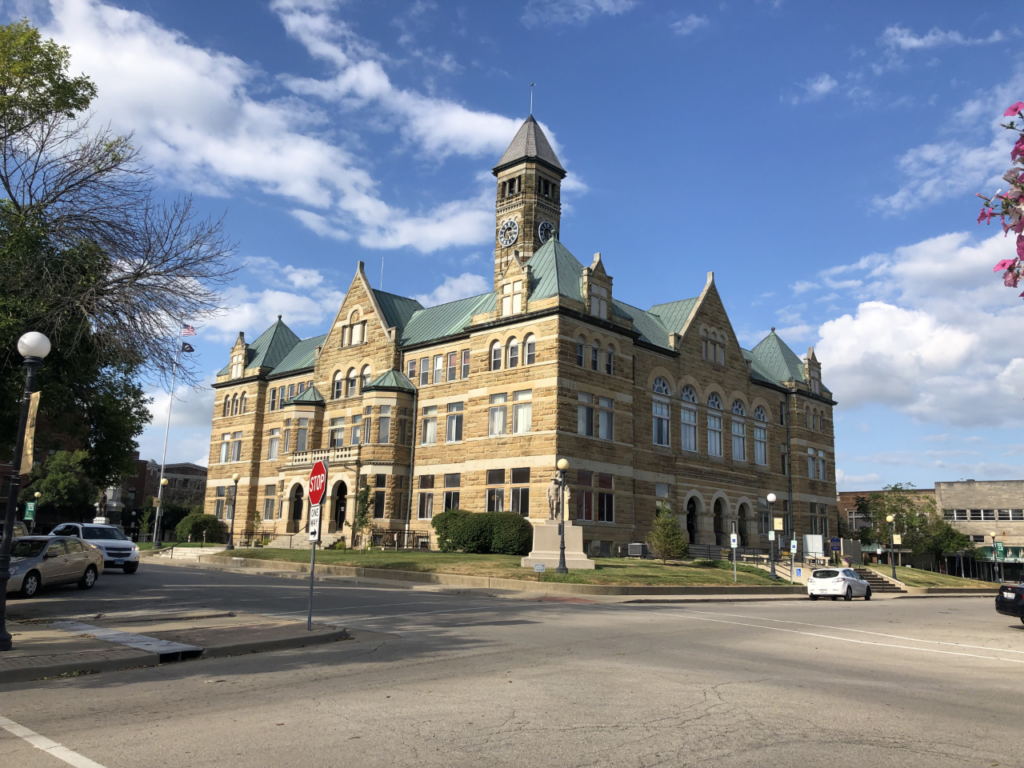 Coles Co. court finds man accused of attacking people with axe unfit for trial
