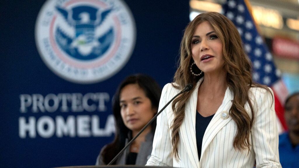 DHS to impose $1K fee for migrants granted humanitarian parole