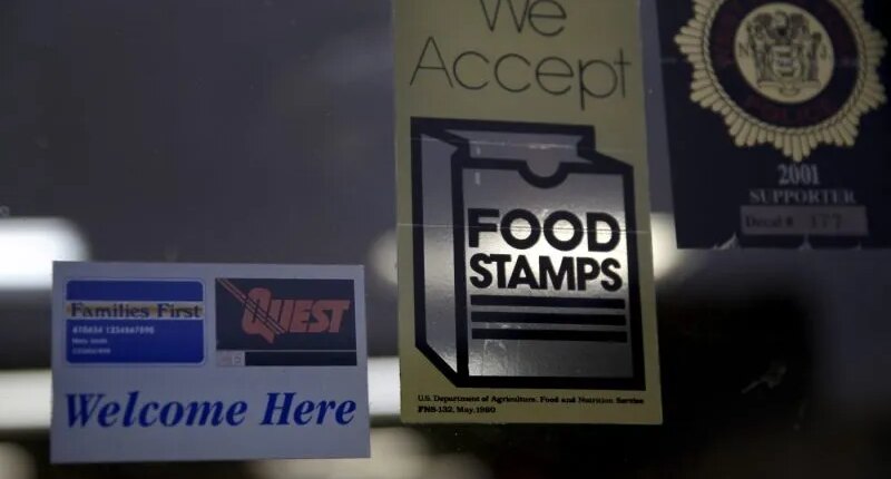 Democrats, Republicans pitch competing SNAP bills: What to know