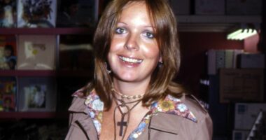 Diane Keaton's early battle with bulimia and what she ate in a day